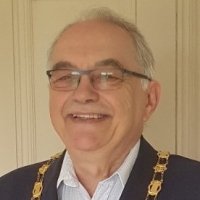 Alderman Peter Tyzack